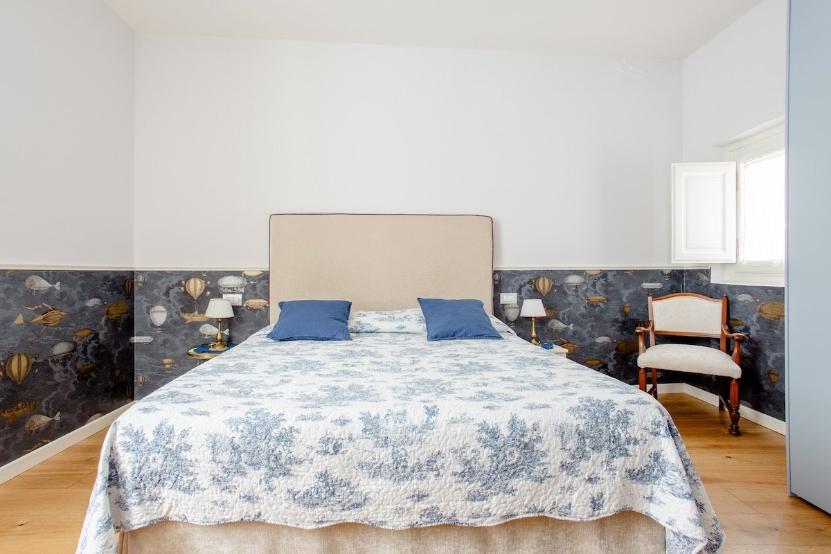 Elegant Florentine apartment with elevator, also ideal for families gallery image 5