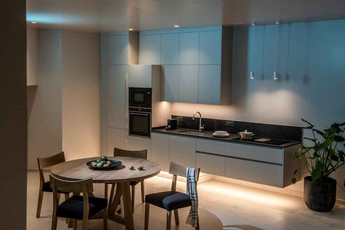 Made By The Sea Villas 9 BDRM gallery image 3