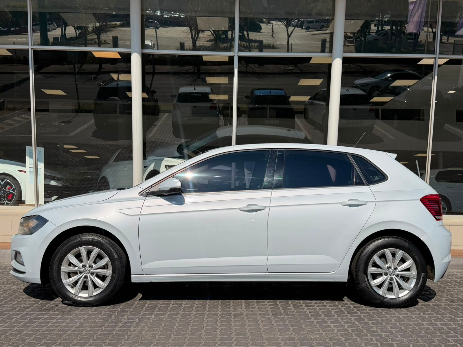 Used car gallery