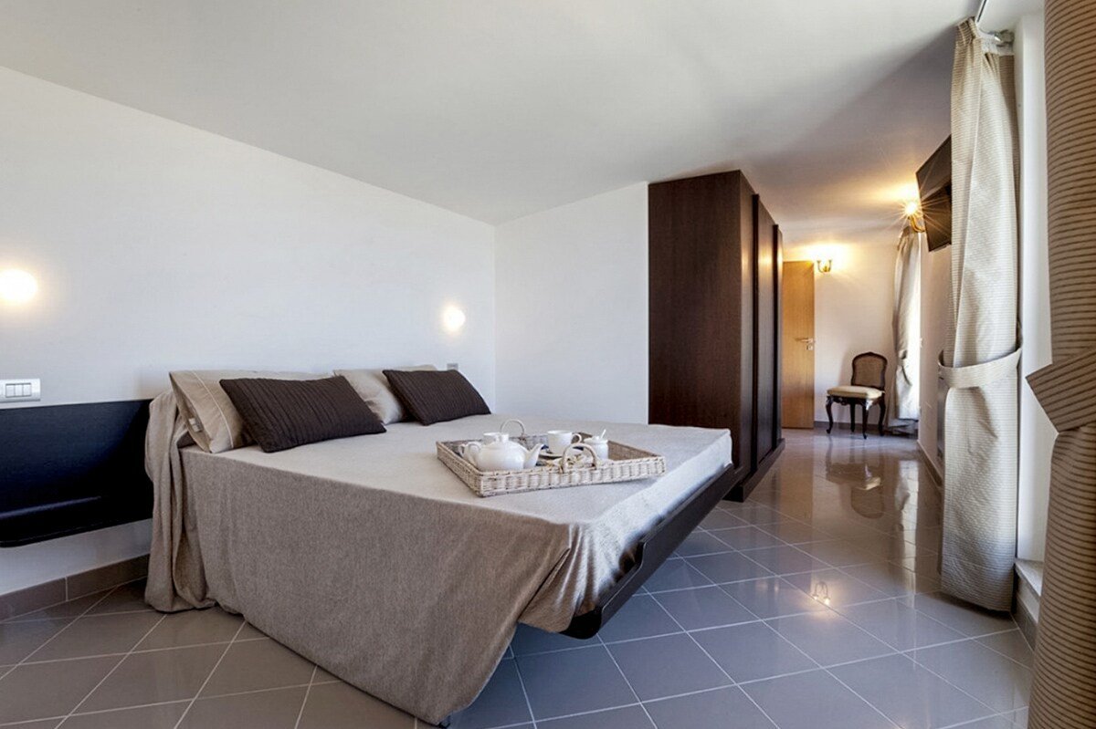 Villa 77 gallery image 5