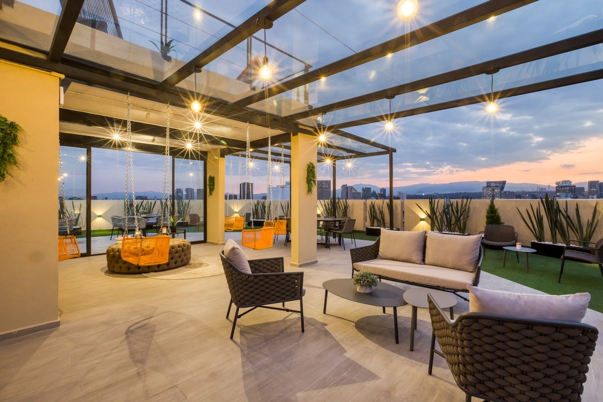 Roomy & Trendy Apt | 2 Rooftops: Zen & Fire Pit gallery image 2