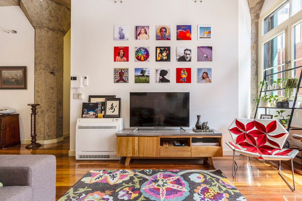 Eclectic Warehouse In Historic CBD Dovers Building gallery image 5