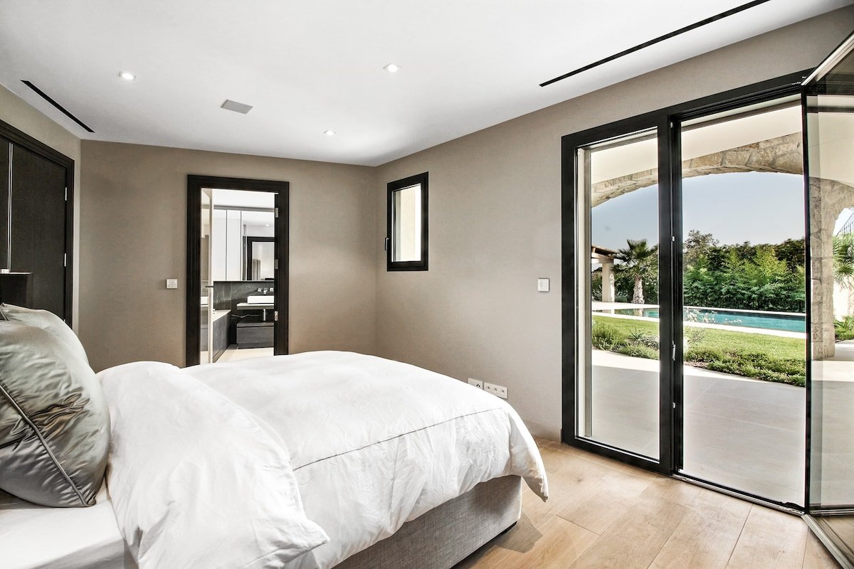 Villa Riviera gallery image 4