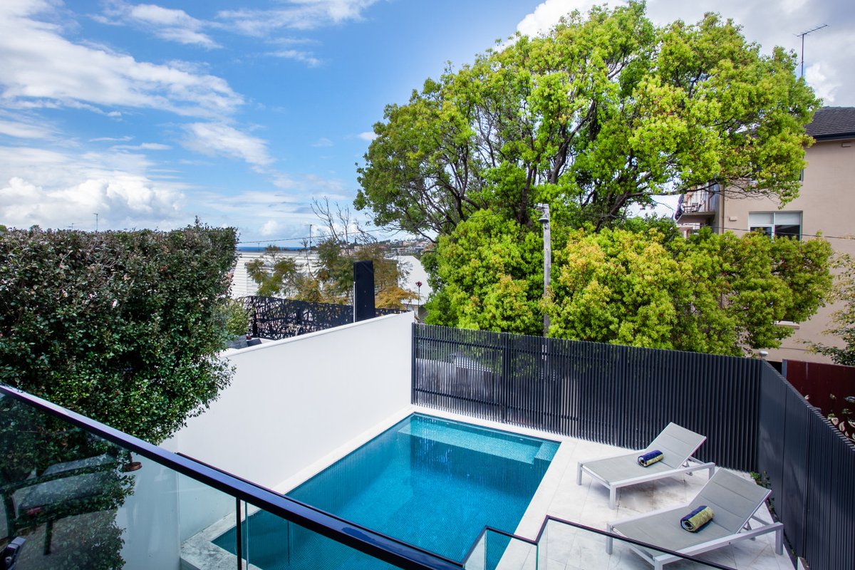 Bronte Beach Family Retreat with Pool