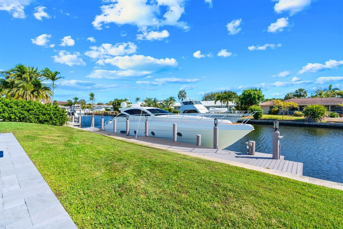 Waterfront | Boat Rental | Heated Pool | Sleeps 8 gallery image 4