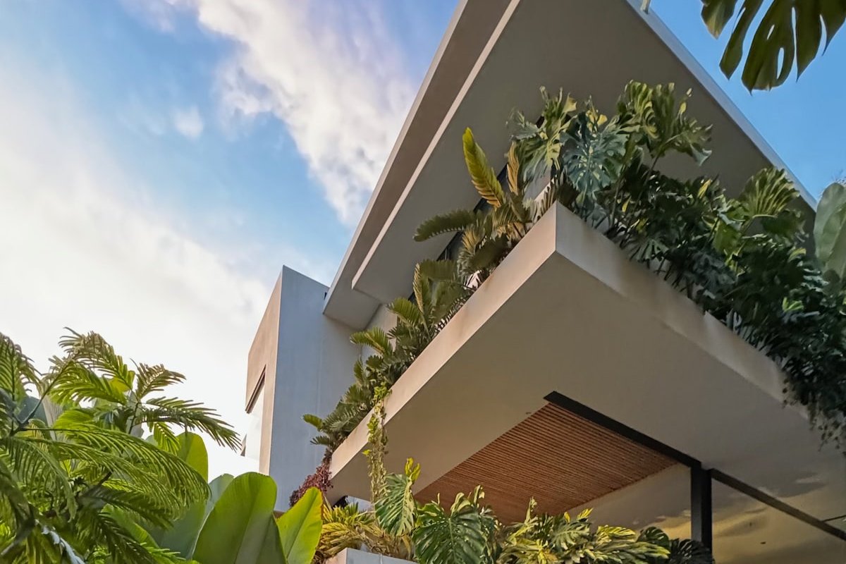 KUNUK-Luxury 2 Bedroom Suites- Hanging garden gallery image 4