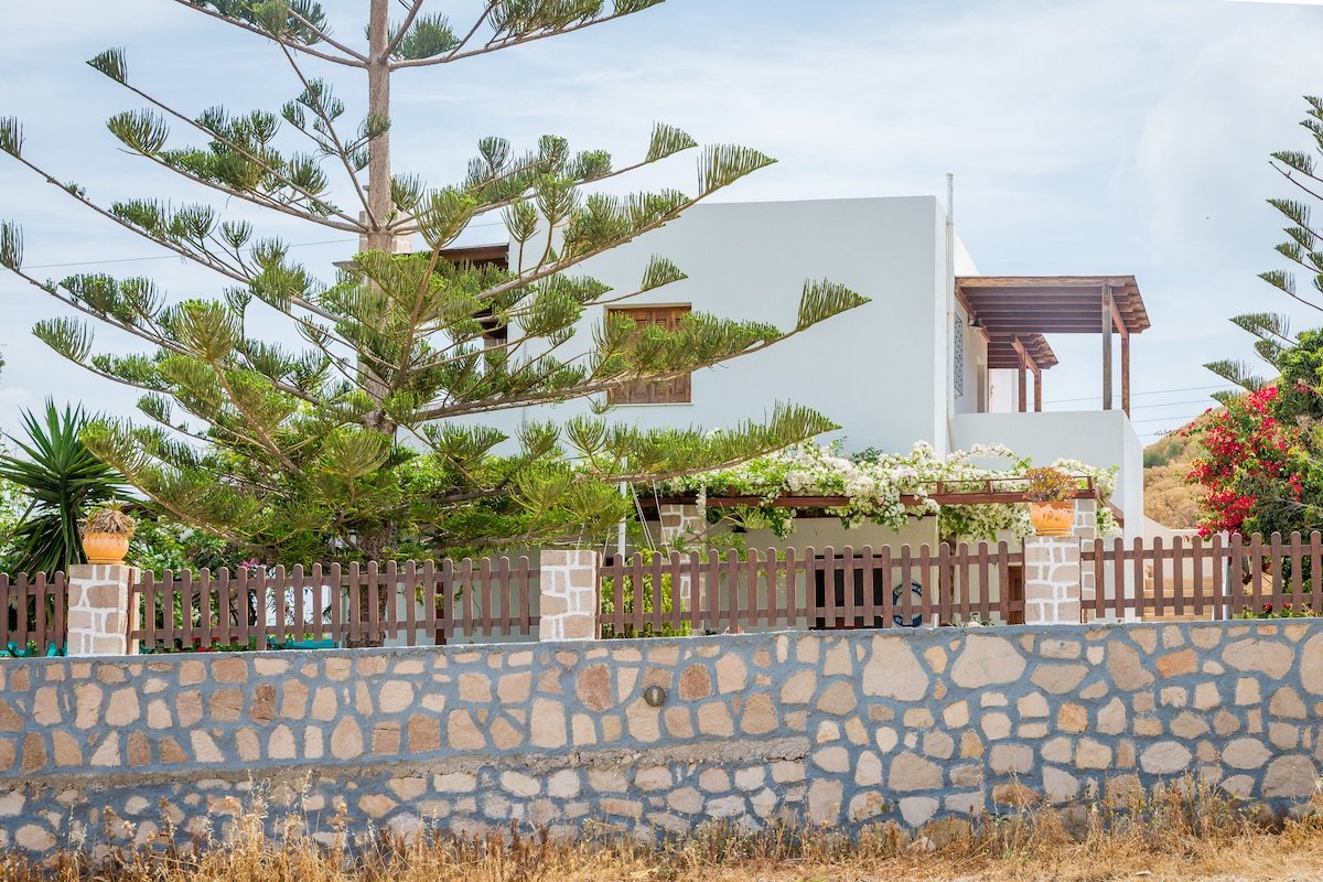 Pappou’s Home gallery image 4