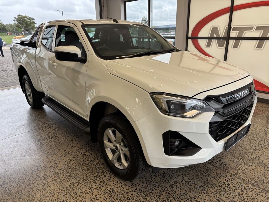 ISUZU D-MAX 1.9 Ddi HR LS A T E-CAB P U for Sale in South Africa