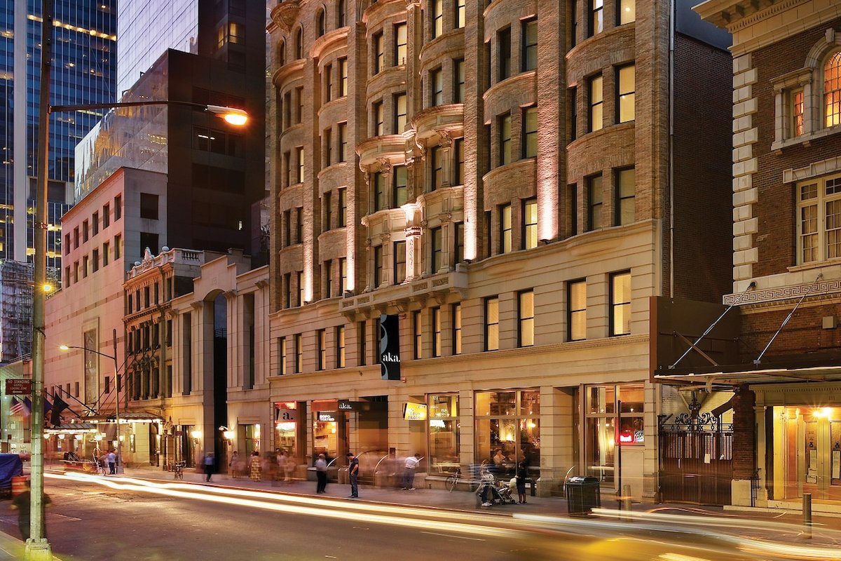 AKA Times Square – 2BDJR – Washer/Dryer, Kitchen gallery image 4