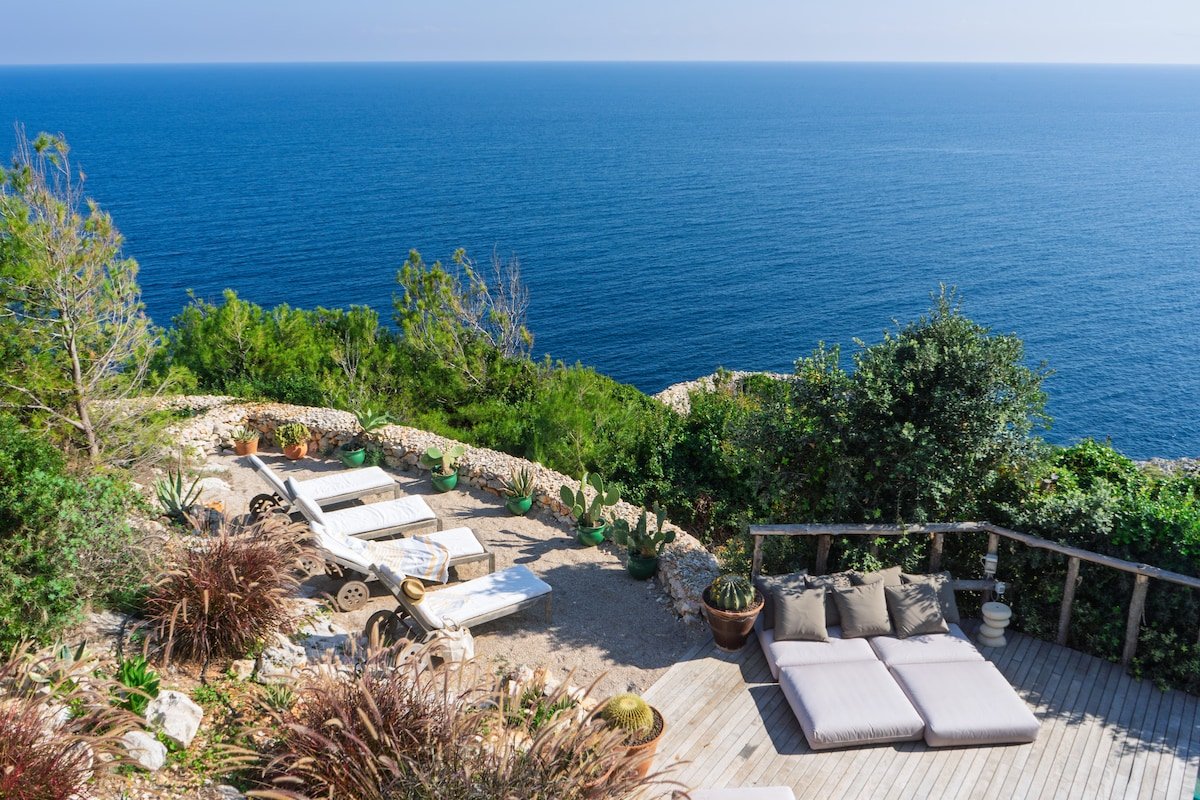 Villa Cliff #56 gallery image 4