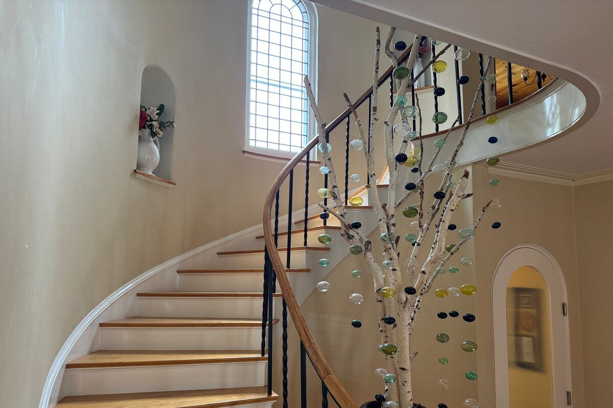 The Montana Mountain Villa gallery image 4