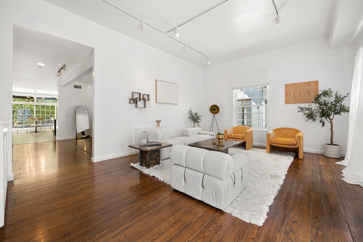 Château Fleurie gallery image 4