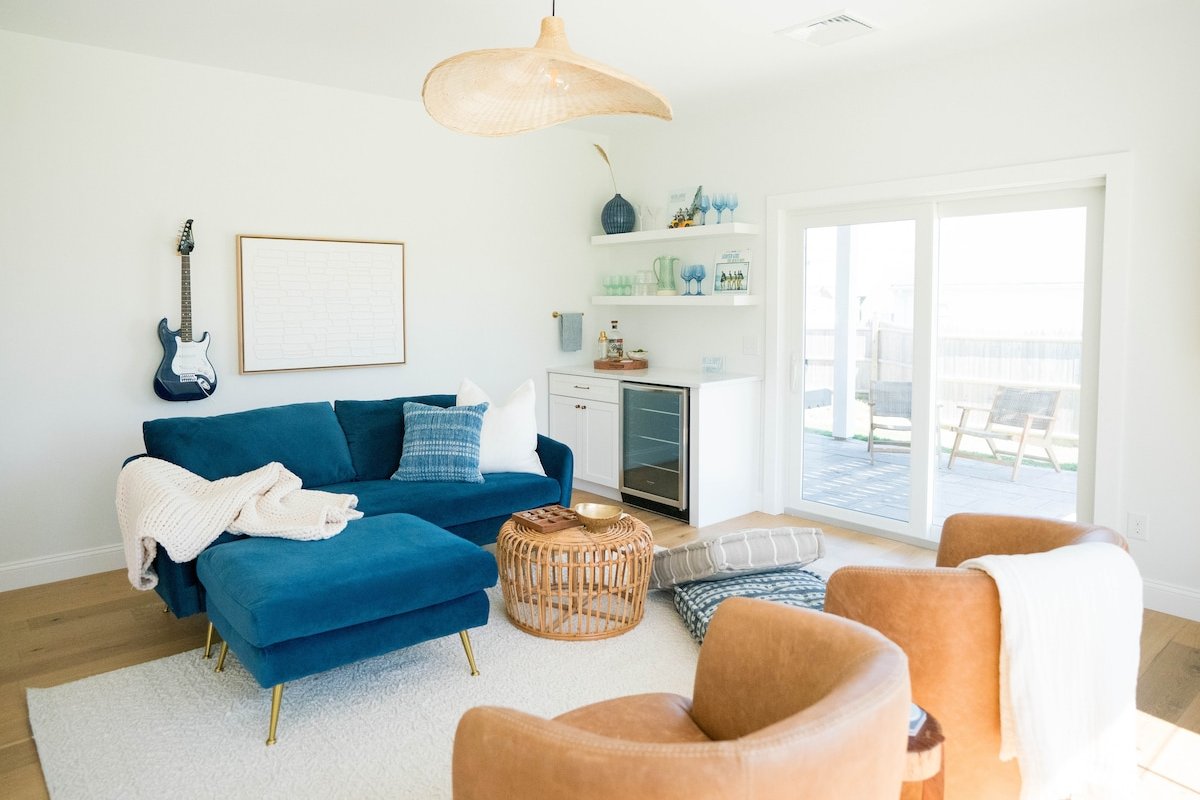 Oversized + Airy | walk to beach~ocean views~yard gallery image 4