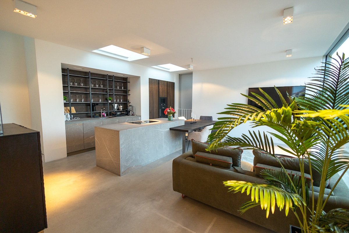 Green Terrace gallery image 2