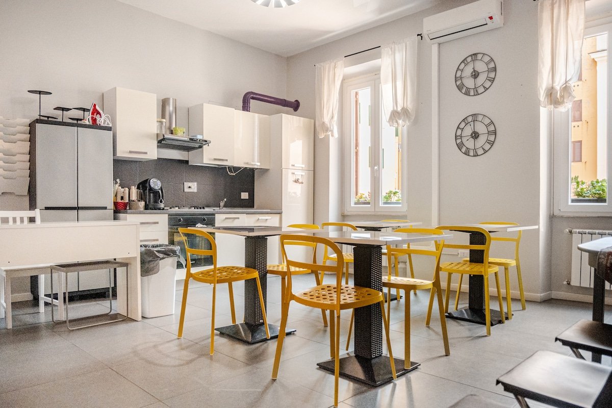 Cozy apartment next to the metro gallery image 4