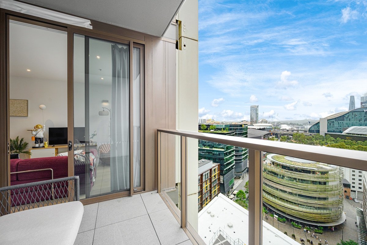 CBD 3Br ChinaTown/ICC & parking & Firework & pool gallery image 3