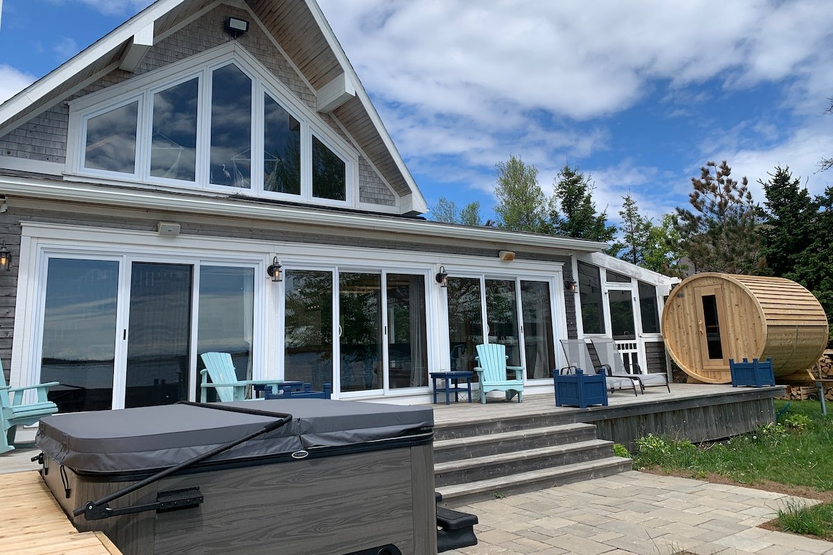 Luxury Oceanfront Spa & Play Retreat -Oyster Beach gallery image 2