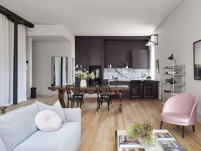 Spacious & Central Designer Loft on Gertrude St