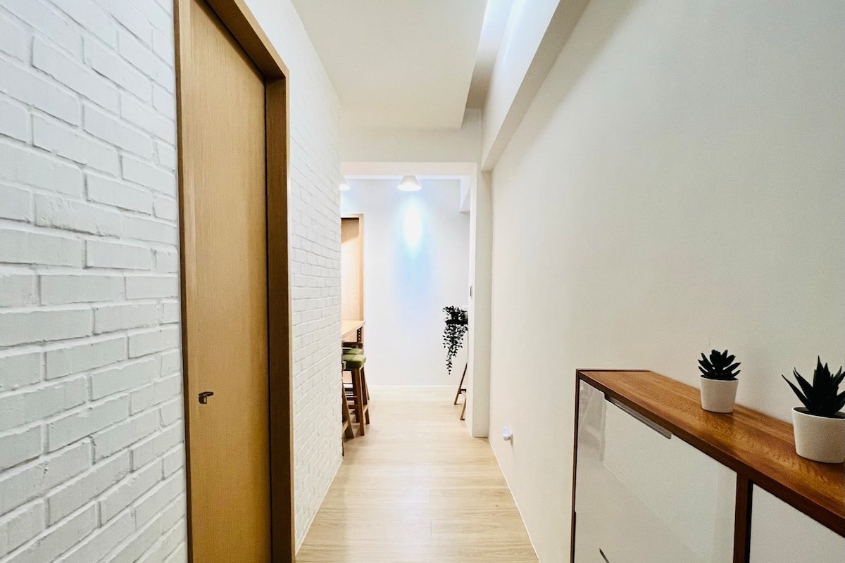 3bd/3ba Ensuite Bathrooms｜Central Taipei Da’an gallery image 3