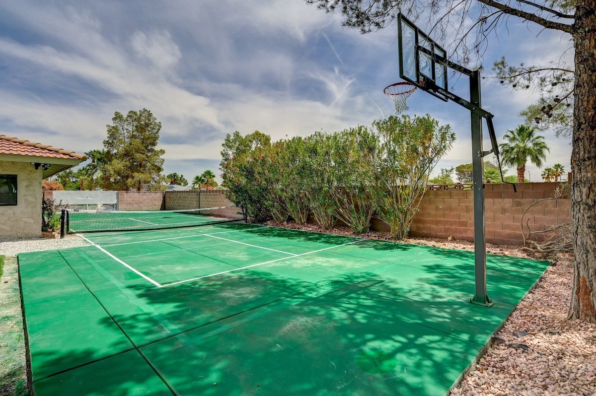 Elegance Escape: Mins to Strip, Stadium, Airport gallery image 5