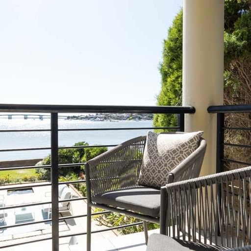 Panoramic views, 5-bedroom 5-bathroom Waterfront