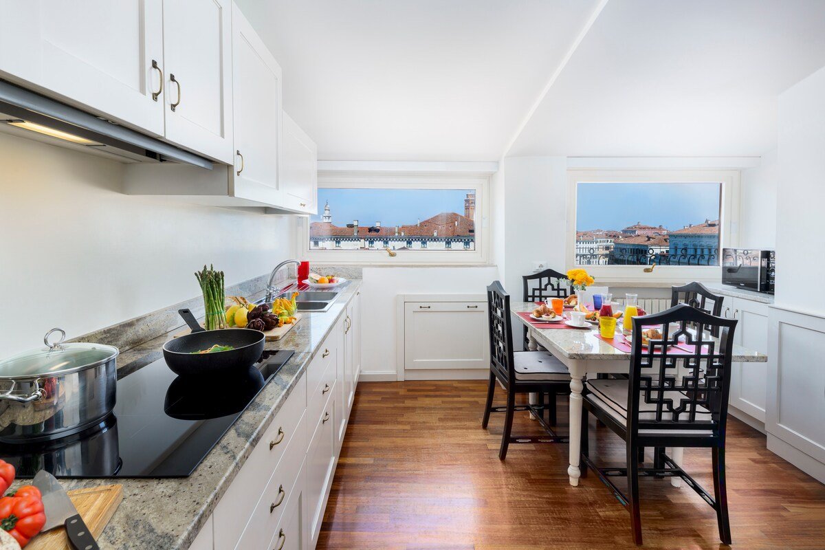 Ca’ Cerchieri Terrace Grand Canal gallery image 5