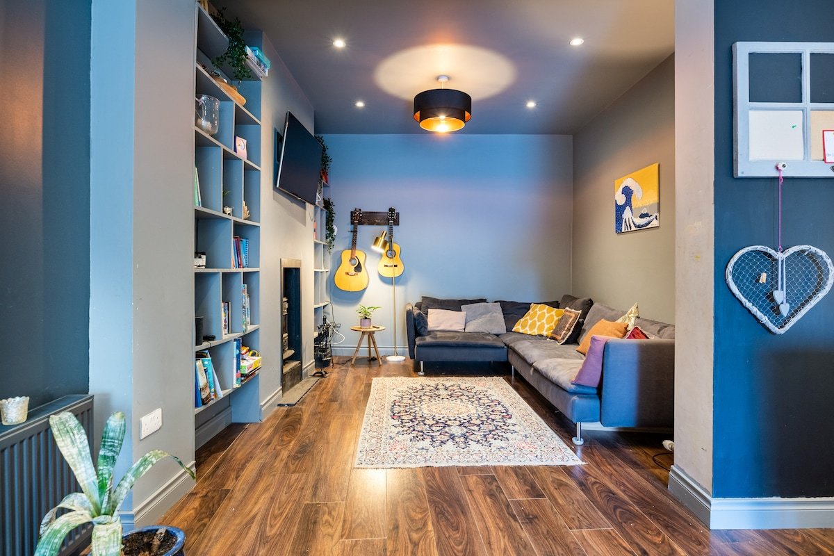 Spacious 3 bed home 10 mins walk from City Centre gallery image 4