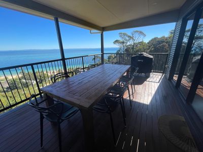 Bayview Breeze – Hilltop House with Amazing Views