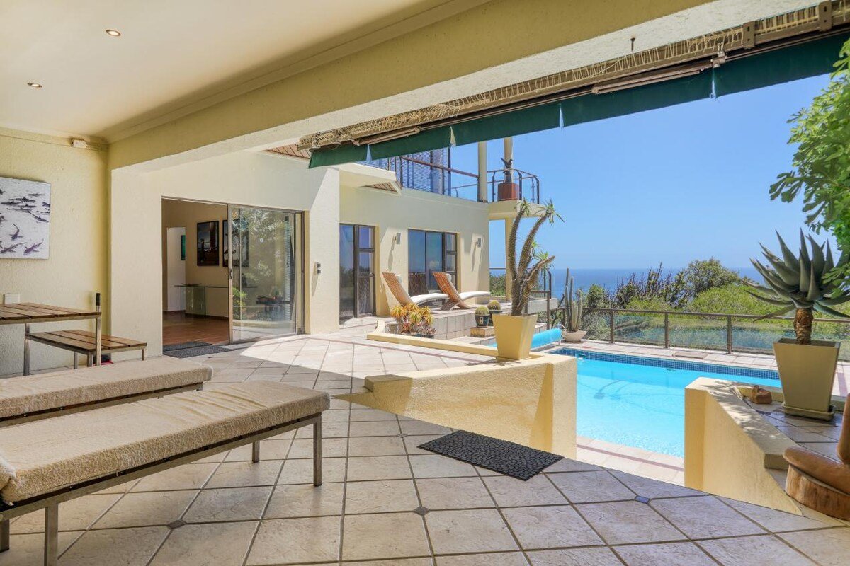 Villa Sol Camps Bay – Family Villa with 360 views gallery image 4
