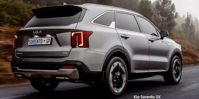 SORENTO 2.2D SXL AWD gallery image 8