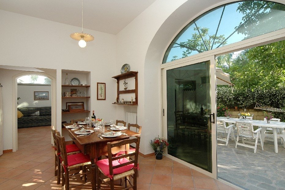 POSILLIPO IN VILLA WITH VIEW GARDEN gallery image 4