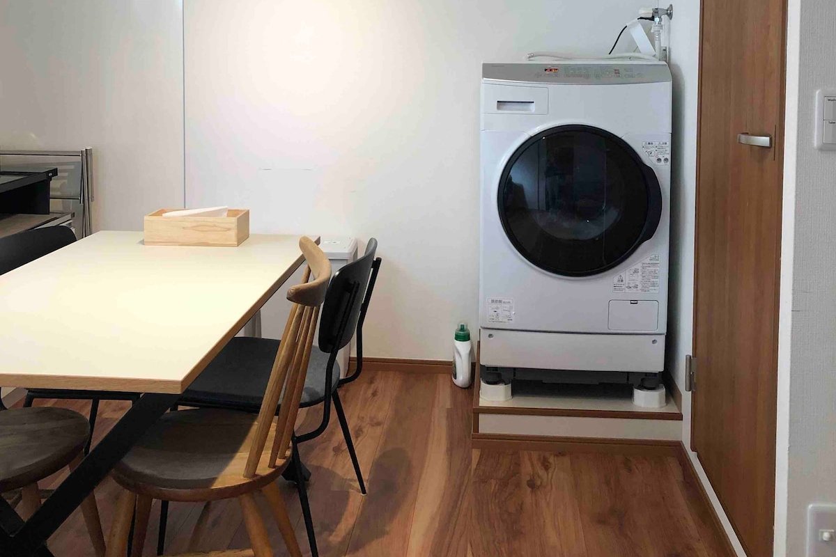 渋谷徒歩5分。駅近だけど夜は静かな１階の部屋。3 BED (w120cm)＋1SOFABED gallery image 4