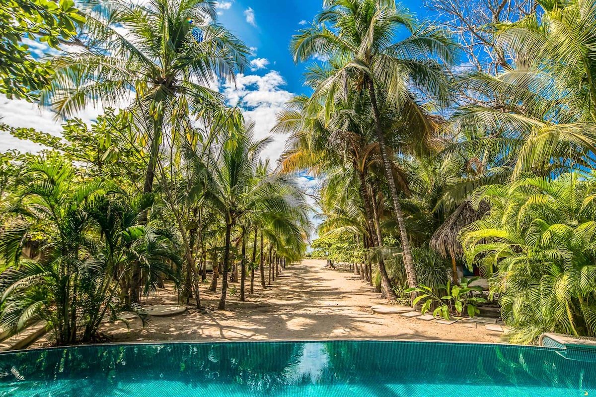 Casa Capitan, luxury barefoot in Santa Teresa gallery image 3