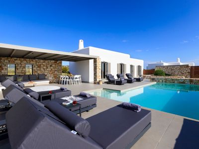 Il SOGNO Villas (1+2+3) Paros for 22 guests