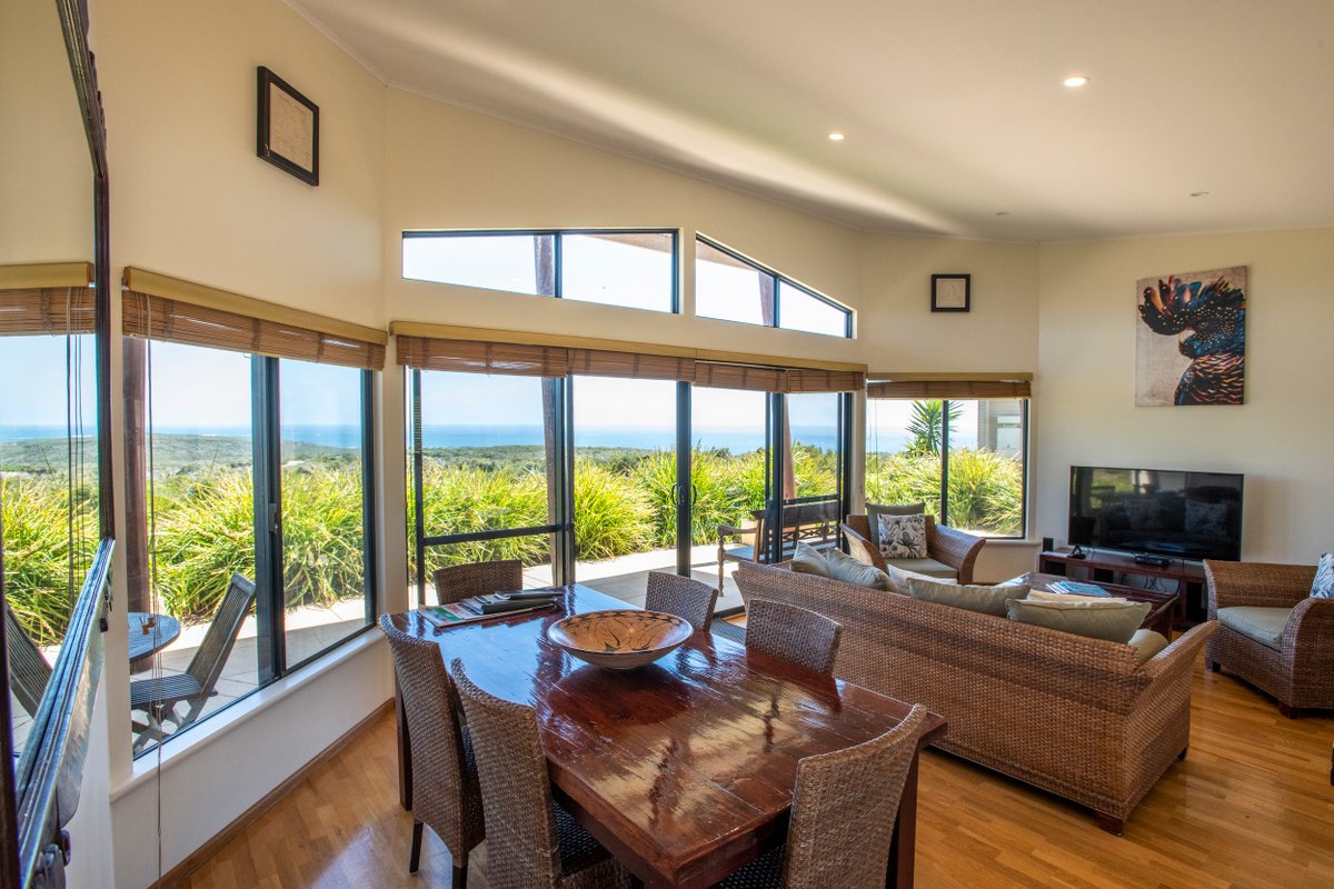 Villa – Isaacs – 2 night