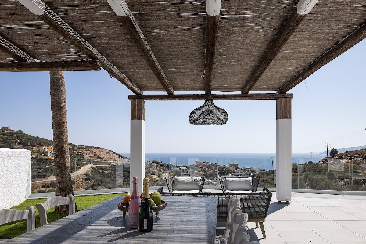 Rose Villa – Superb sea vistas, Close to the beach gallery image 5