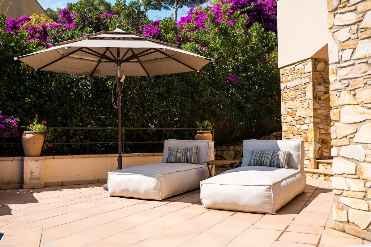 La Isla gallery image 5