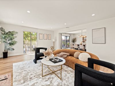 Modern 5 Bedroom Duplex in La Brea Area