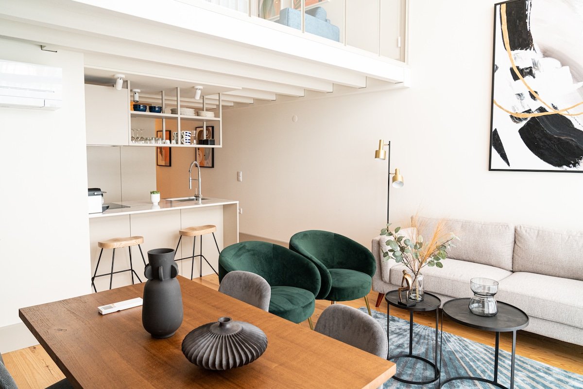 Shiny Porto gallery image 4