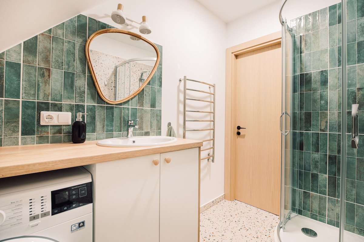 MILDA Apt/11 Guests/Self Check-In/4 BR/Old Riga gallery image 5