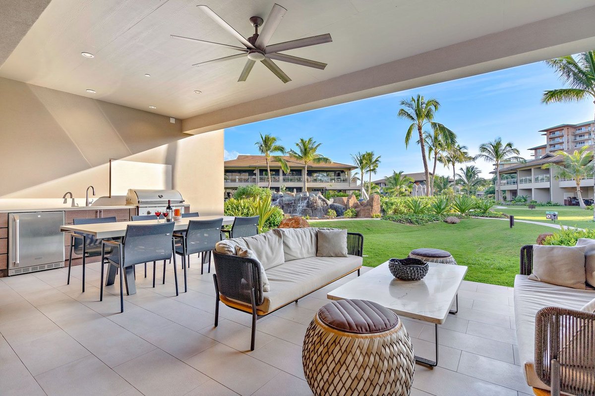 Maui Resort Rentals: Luana Garden Villas 16B