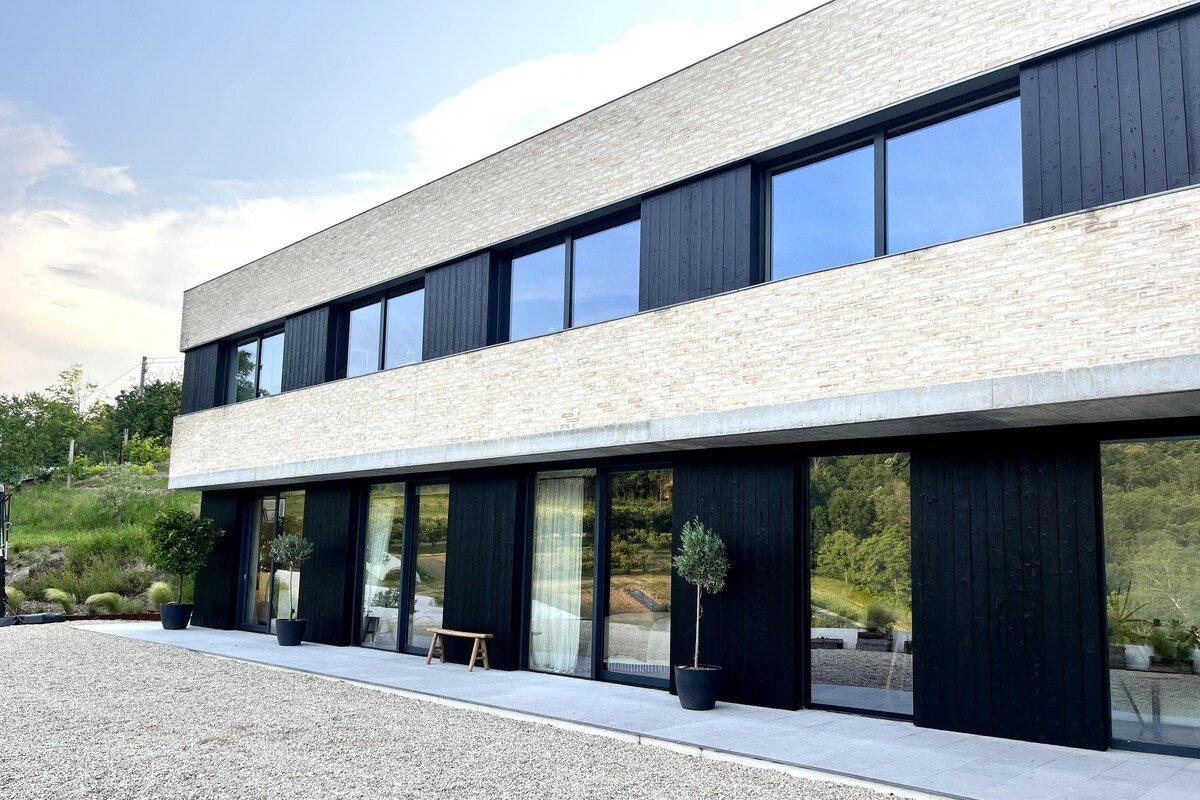 Architectural farmstead apartment near Torino gallery image 5