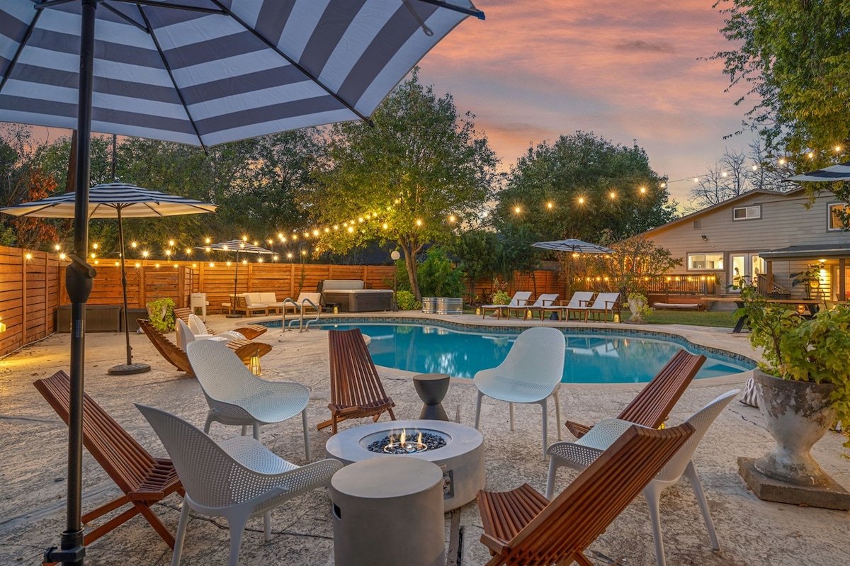 Casa Pájaro | Hot Tub | Karaoke | Sleeps 16+ gallery image 3