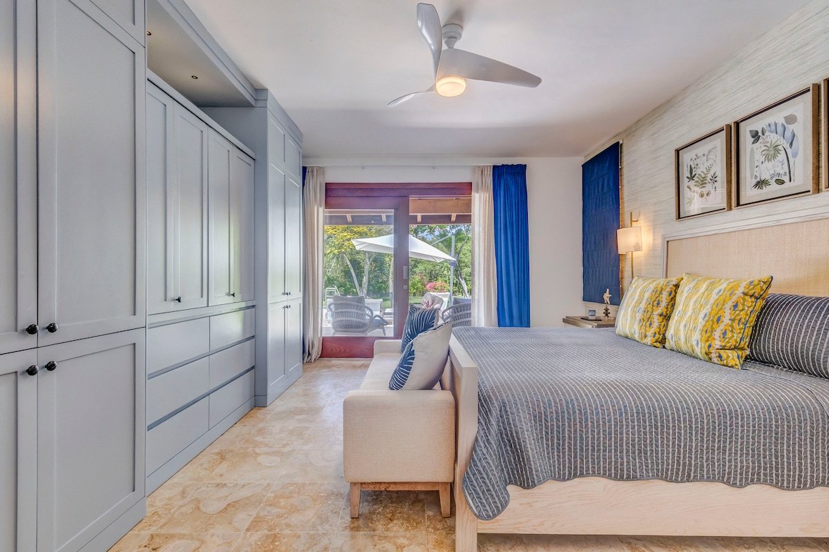 Hacienda 82 gallery image 2