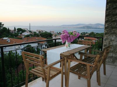 Luxury Apartment (Sea View)