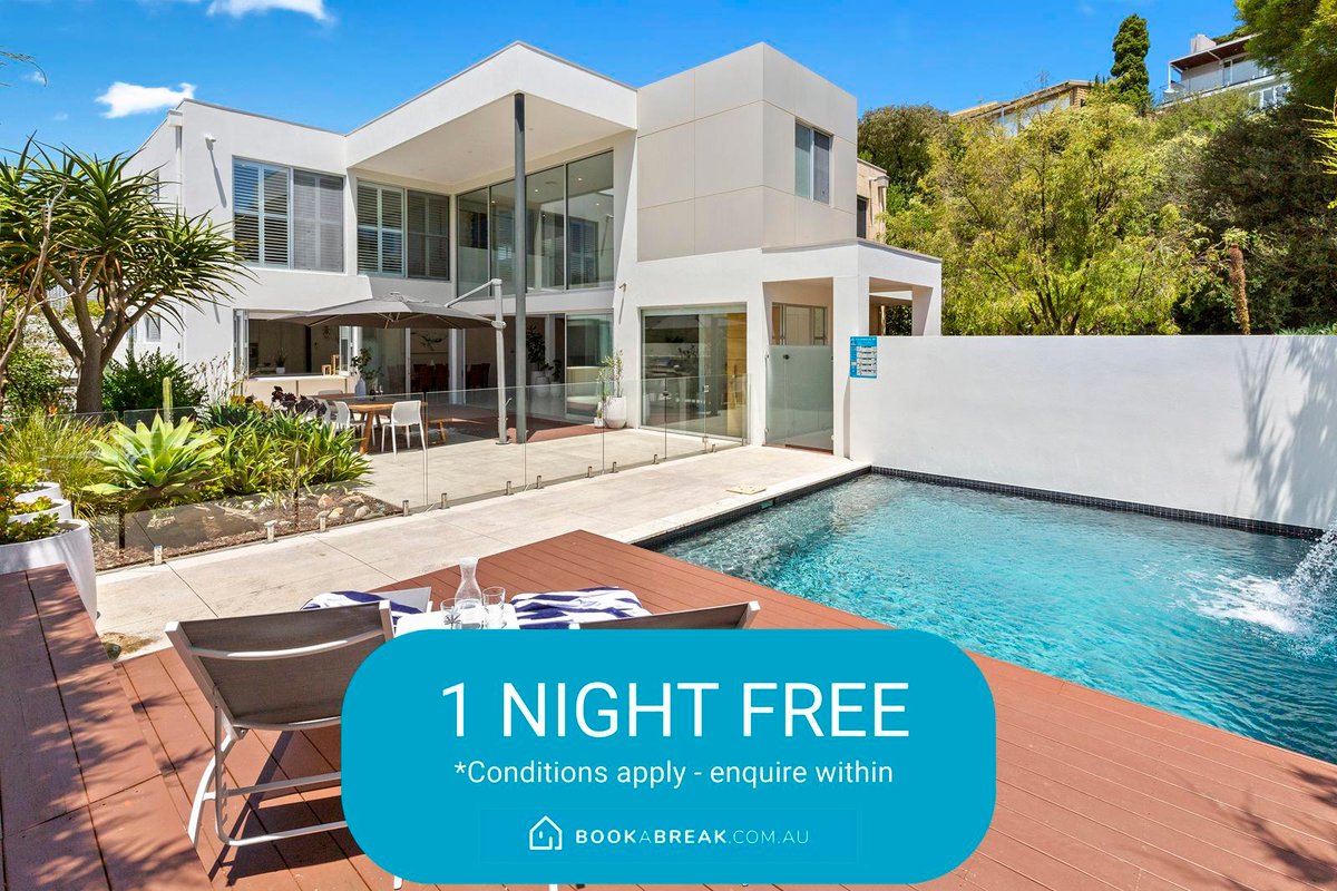 Opulence on Olive – Luxury Opposite Yacht Club