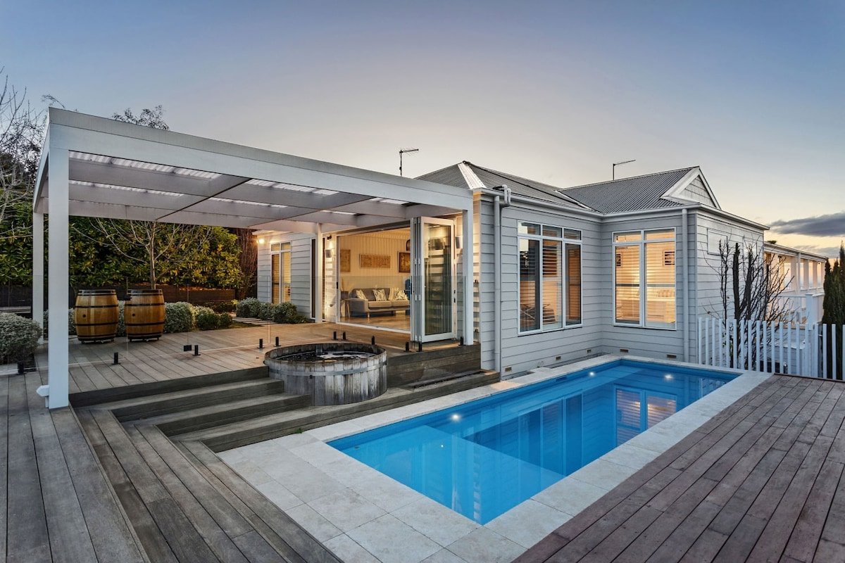 Hamptons Elegance Views | Pool & Spa gallery image 3