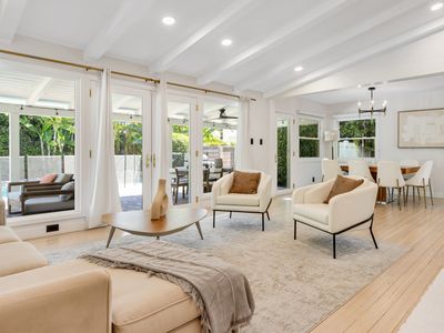 LA Modern Vacation Retreat *New Listing*