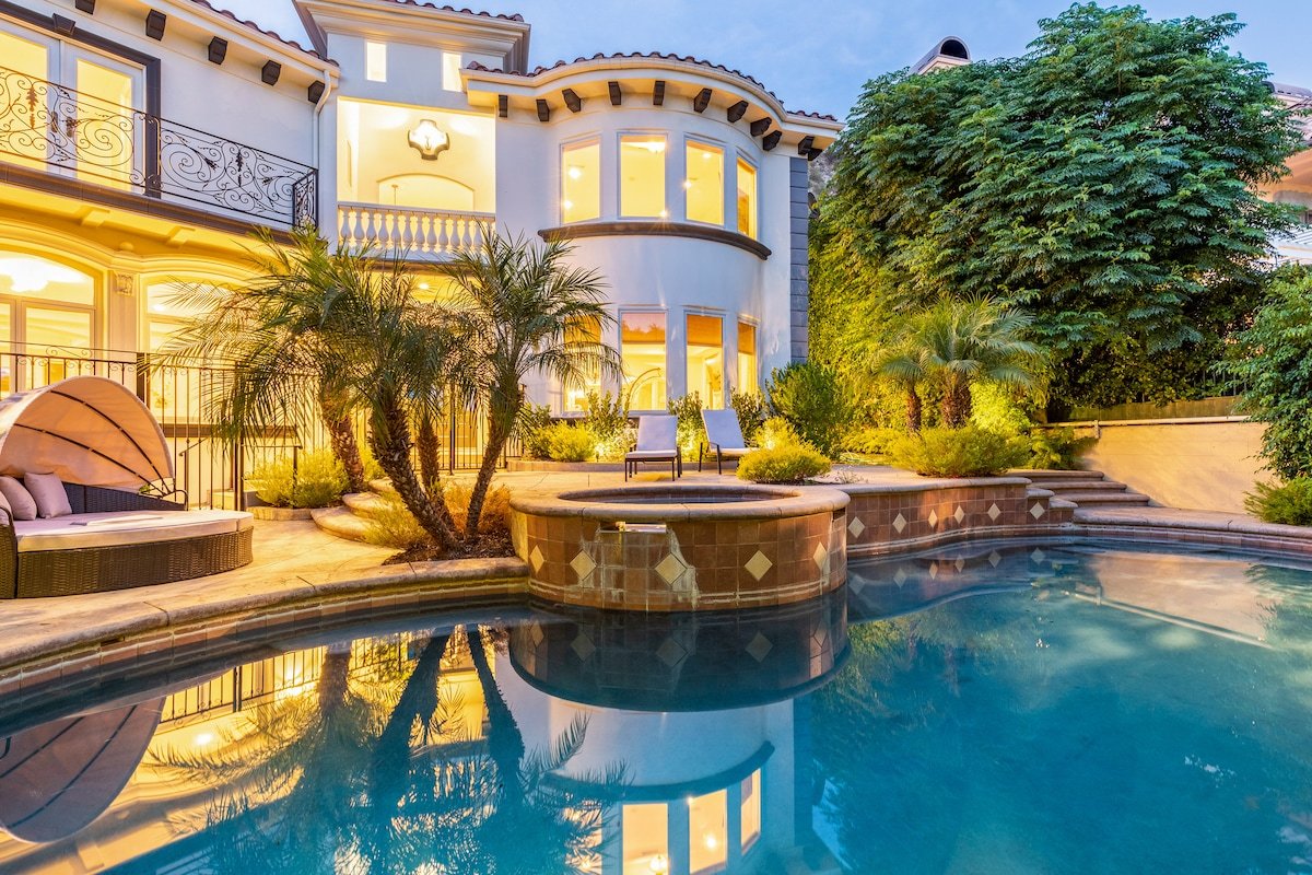 The Beverly Grand Villa @ Bel Air, Los Angeles gallery image 2