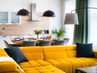 4BR+2Bath Modern Apartment in city centre